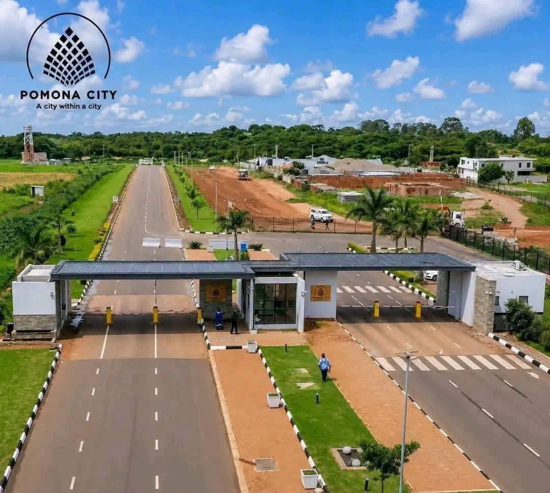 Pomona city stand for sale
